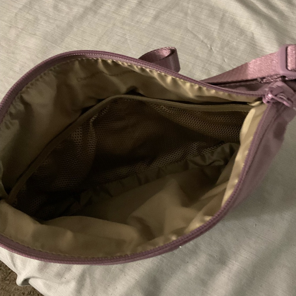 lululemon athletica Women's Lavender Lux Crossbody Bag - Picture 5 of 9
